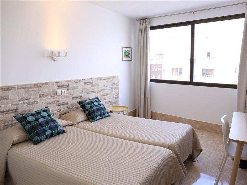 Hostal Residencia Cardona Arrecife  Luaran gambar