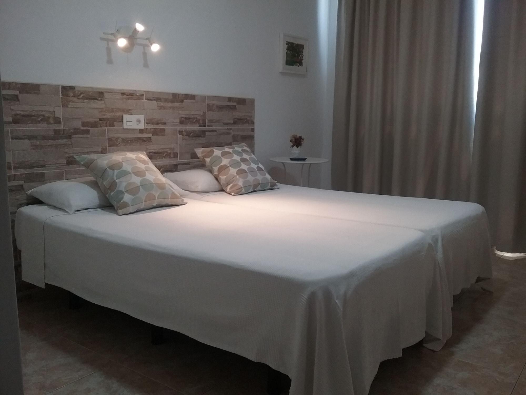 Hostal Residencia Cardona Arrecife  Luaran gambar